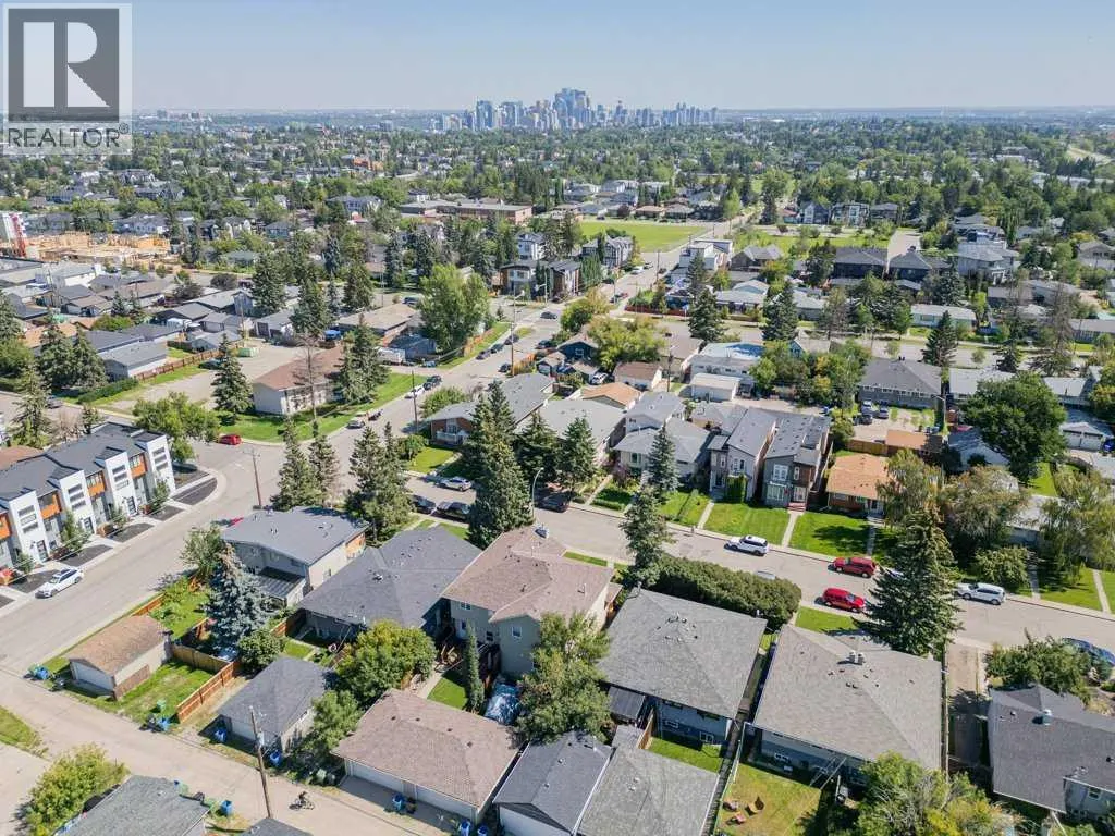3105 A & B, 3017 A & B 38 Street SW