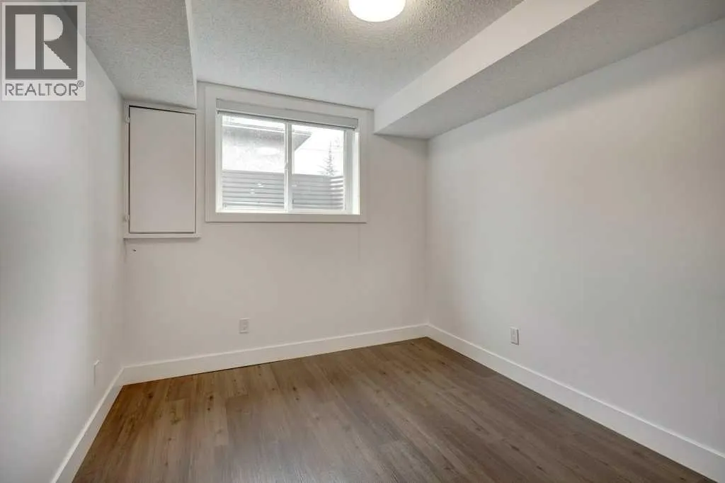 3105 A & B, 3017 A & B 38 Street SW