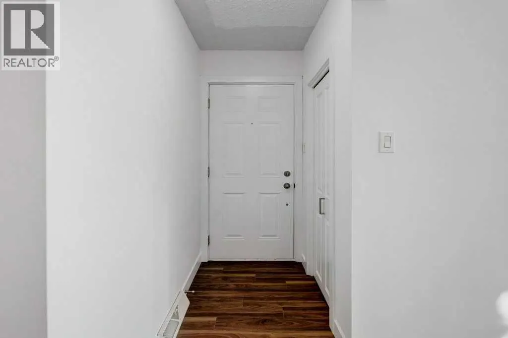 3105 A & B, 3017 A & B 38 Street SW