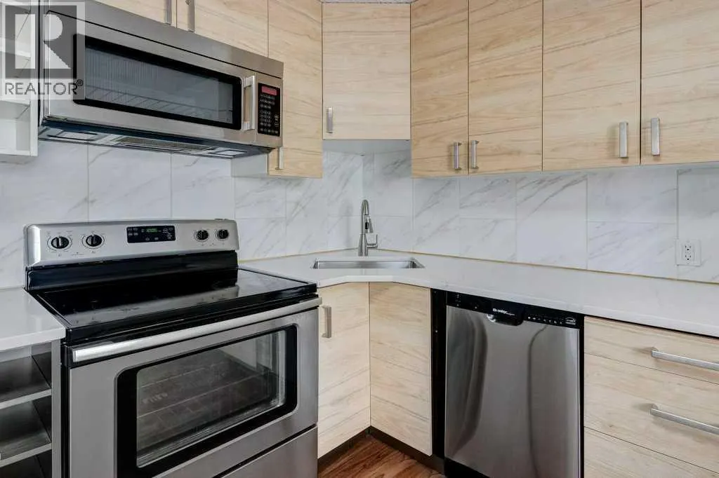 3105 A & B, 3017 A & B 38 Street SW