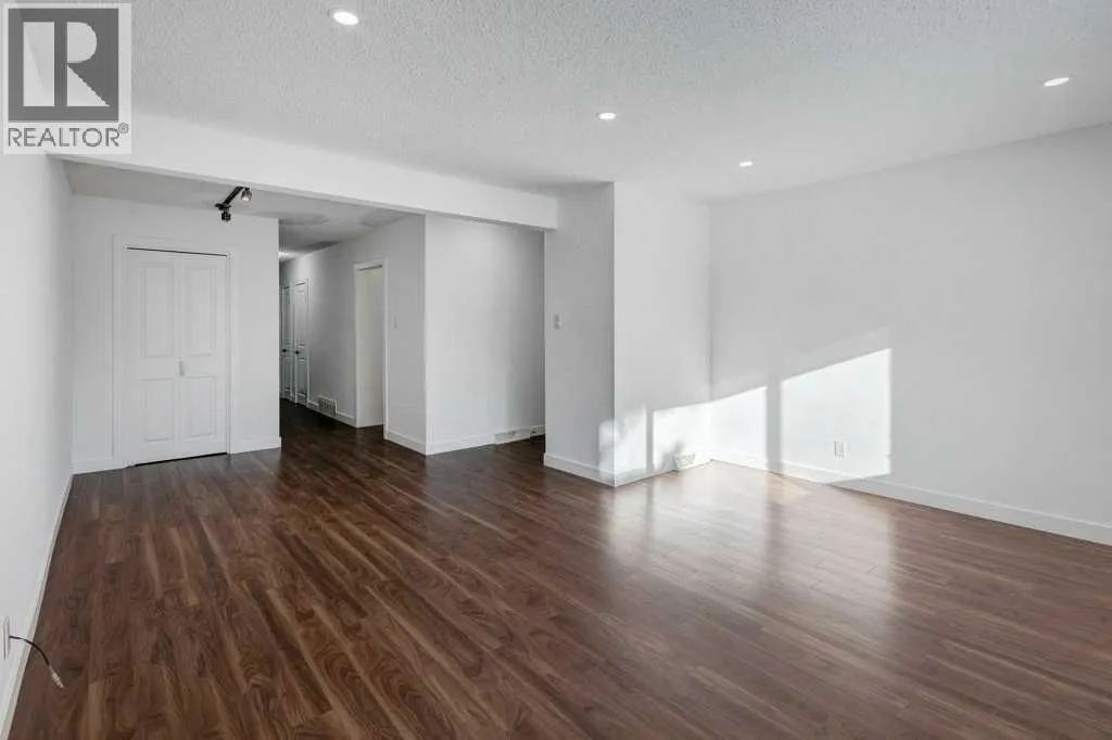 3105 A & B, 3017 A & B 38 Street SW