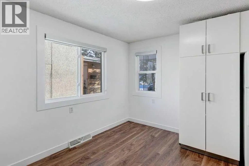 3105 A & B, 3017 A & B 38 Street SW