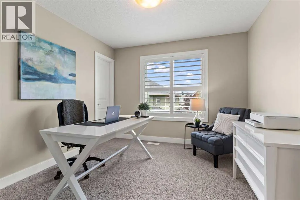 809 Canoe Green SW