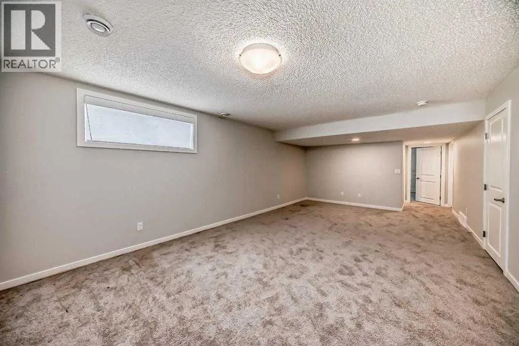 401, 250 Fireside View