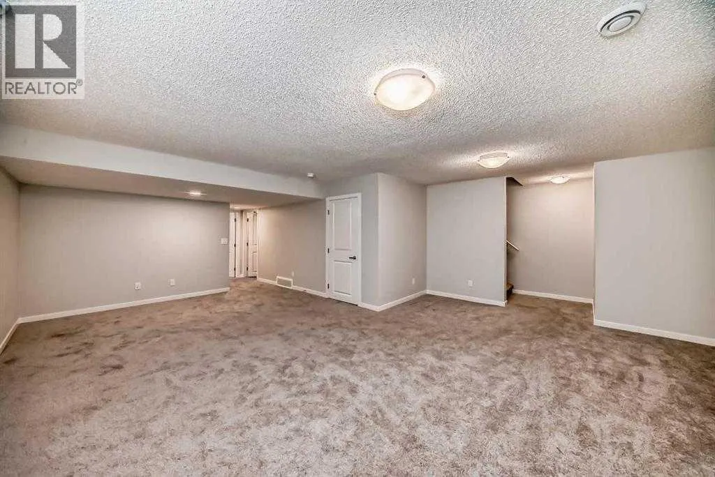 401, 250 Fireside View