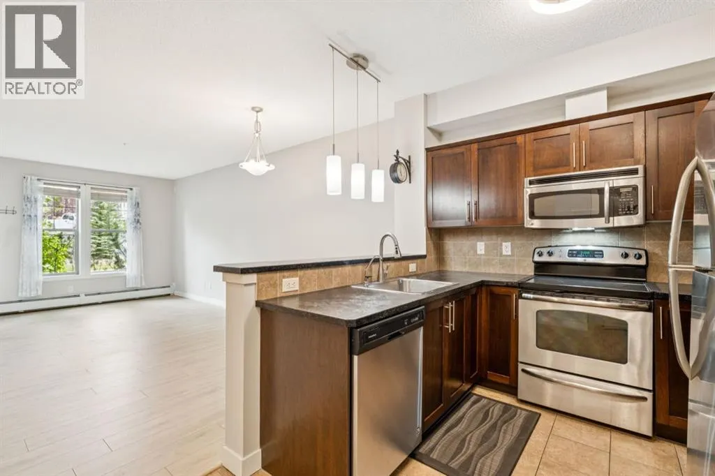 110, 205 Sunset Drive