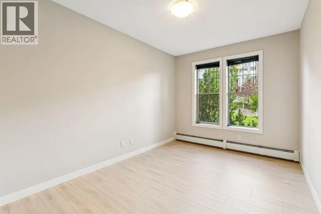 110, 205 Sunset Drive
