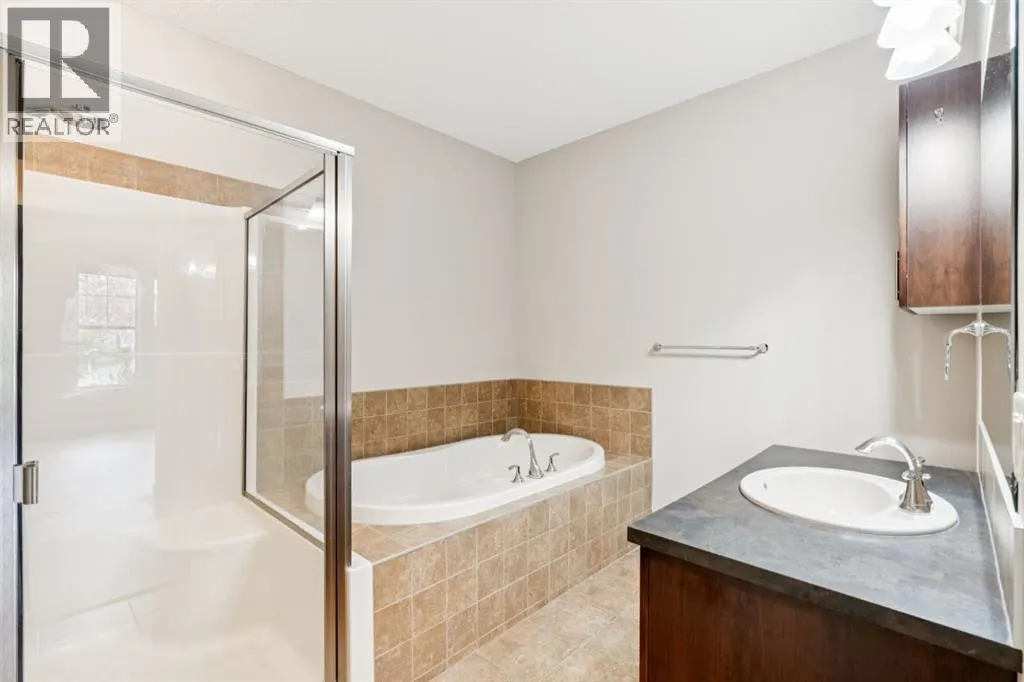 110, 205 Sunset Drive