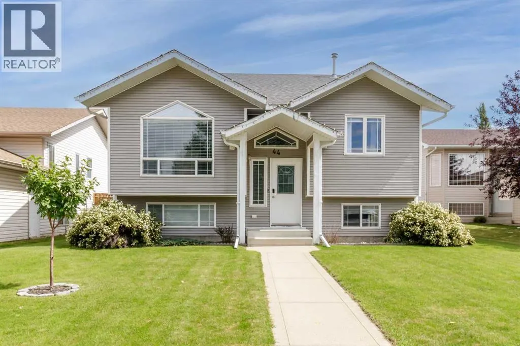 44 O'Neil Close
