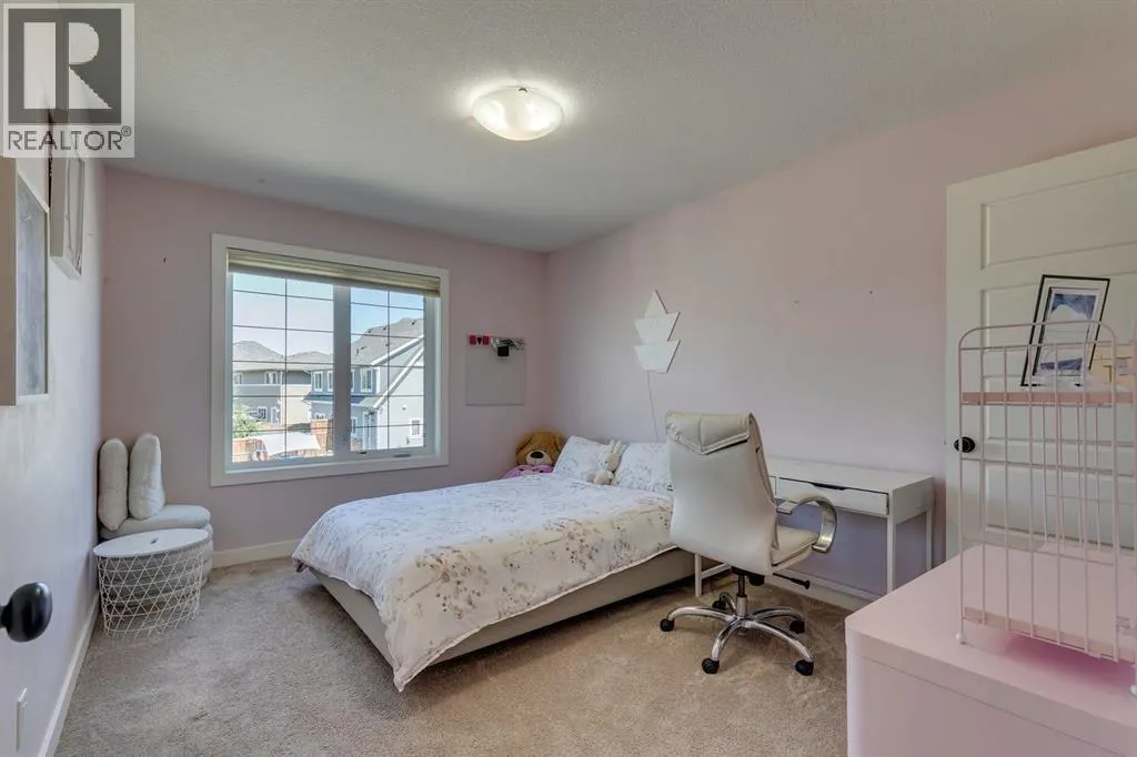 119 Marquis Crescent SE