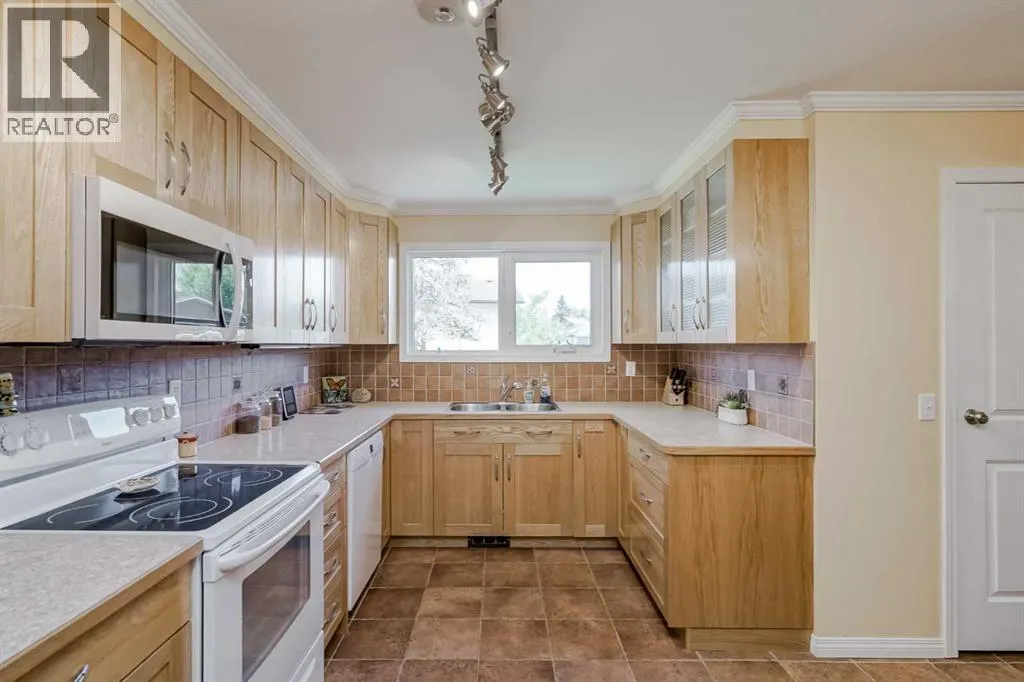 4 Whitefield Close NE