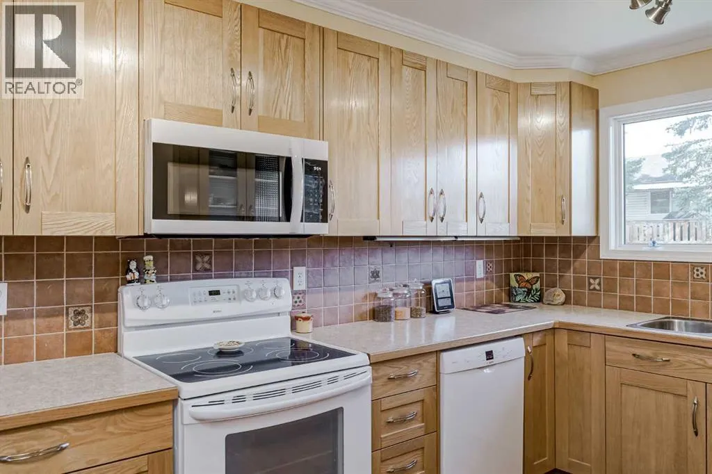 4 Whitefield Close NE