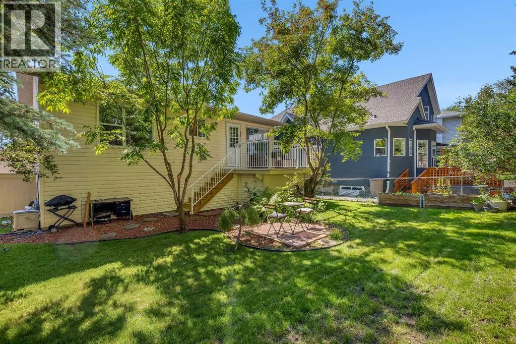 812 Diamond Court SE