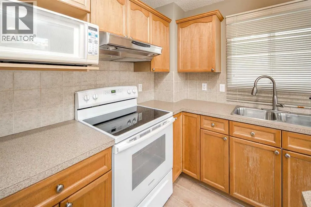 143 Covepark Green NE