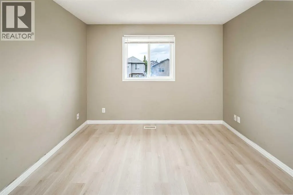 143 Covepark Green NE