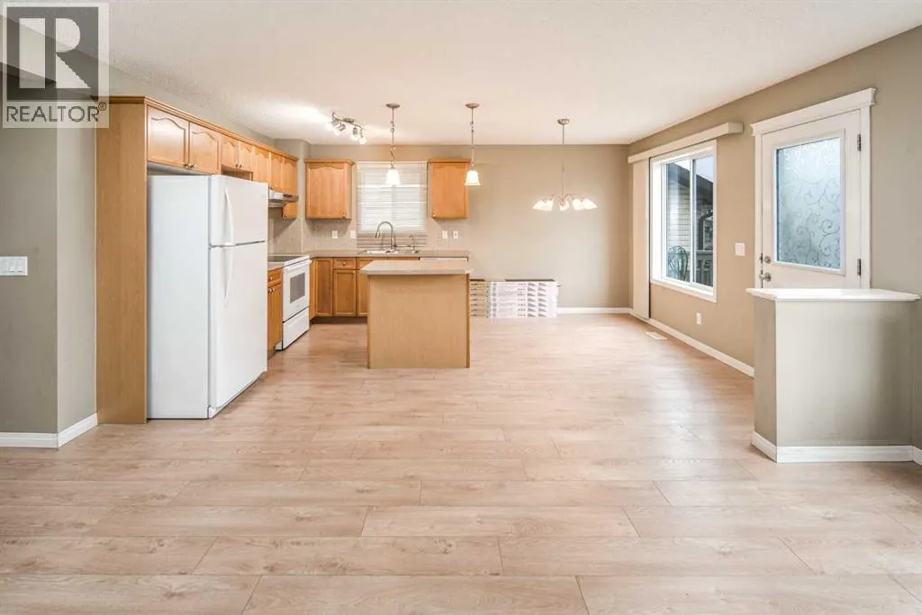 143 Covepark Green NE