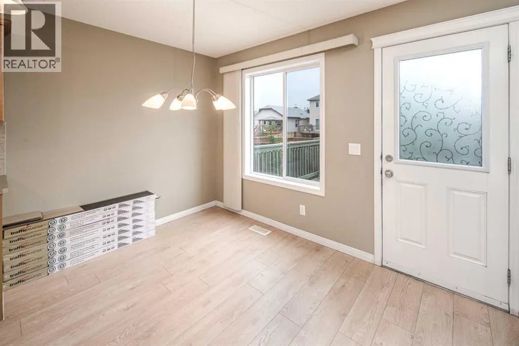 143 Covepark Green NE