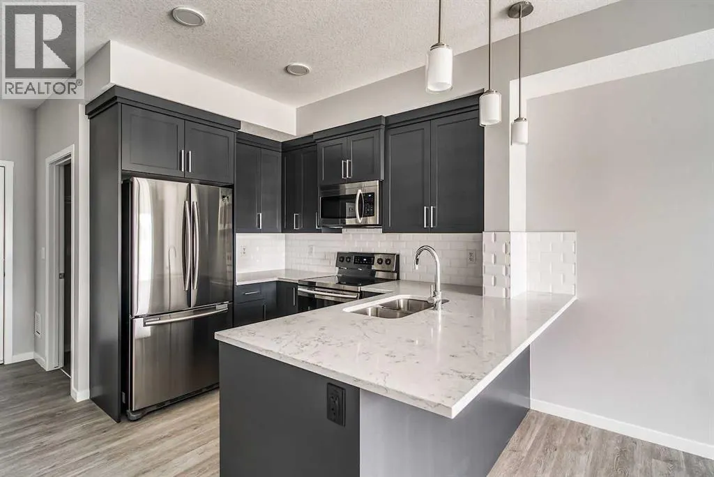 215, 300 Harvest Hills Place NE