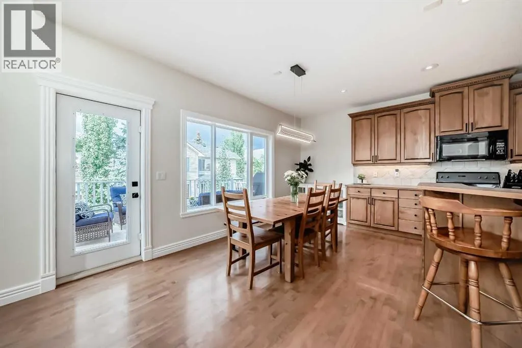 35 Cougar Ridge View SW