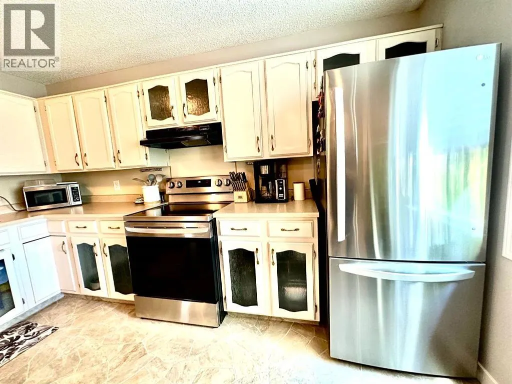 232 Midpark Gardens SE