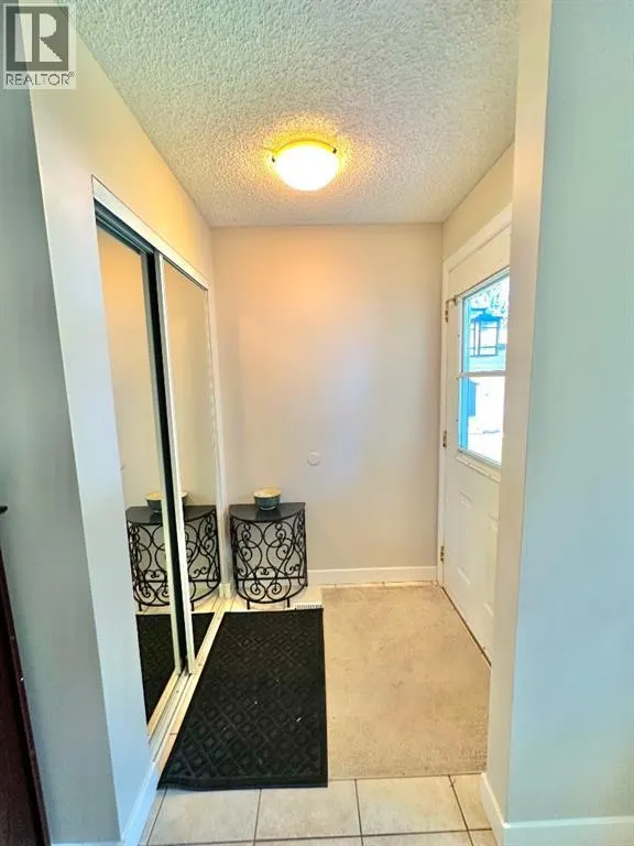 232 Midpark Gardens SE