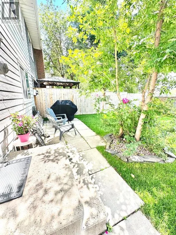 232 Midpark Gardens SE