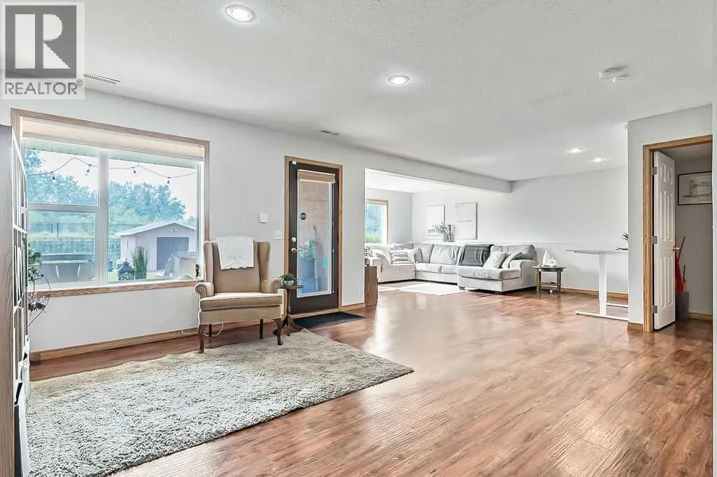 316 Lineham Acres Drive NW