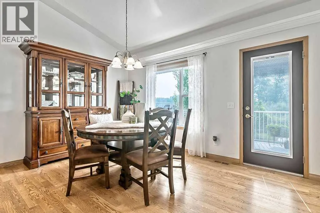 316 Lineham Acres Drive NW