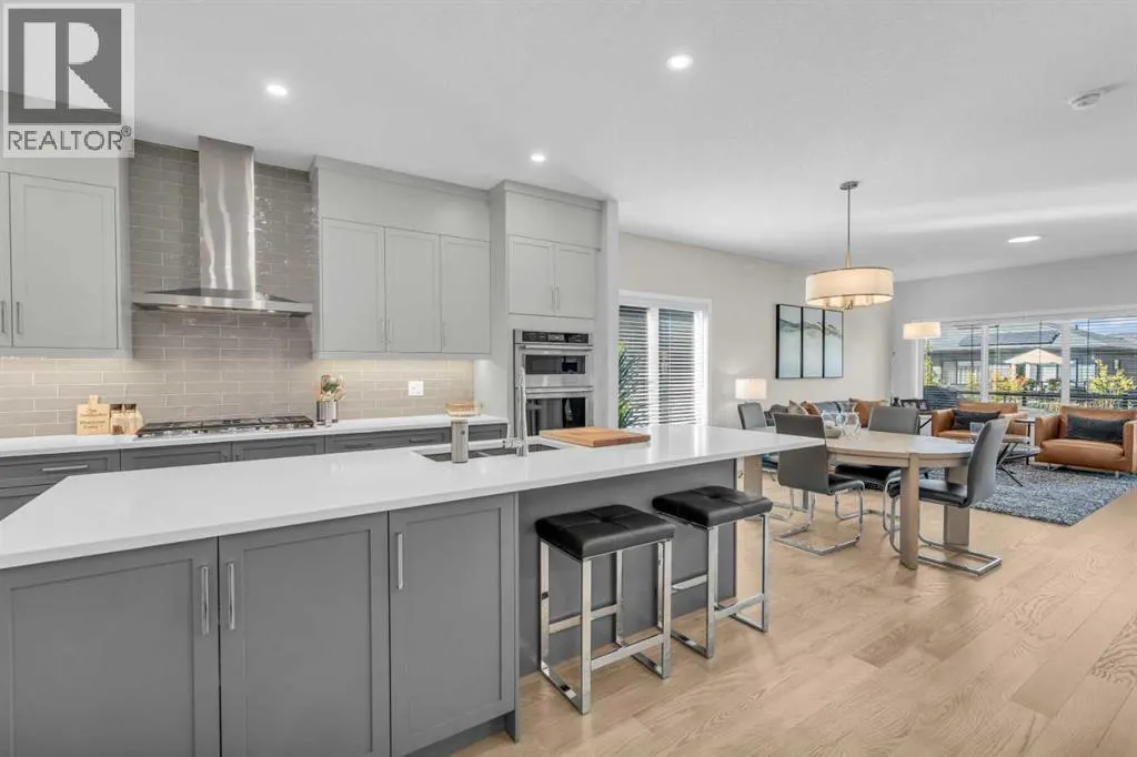 111 Marina Cove SE