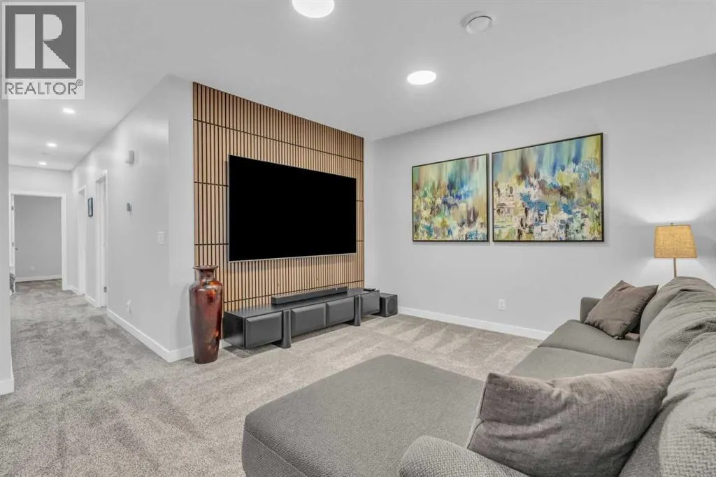 111 Marina Cove SE
