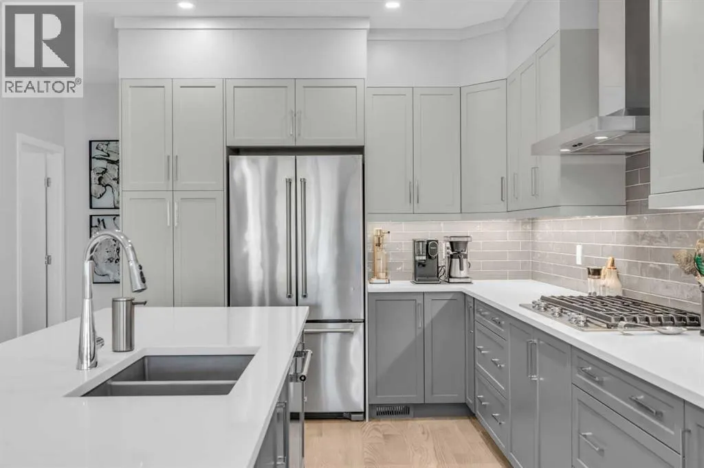 111 Marina Cove SE