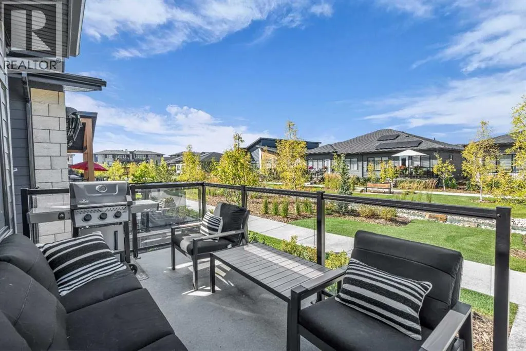 111 Marina Cove SE