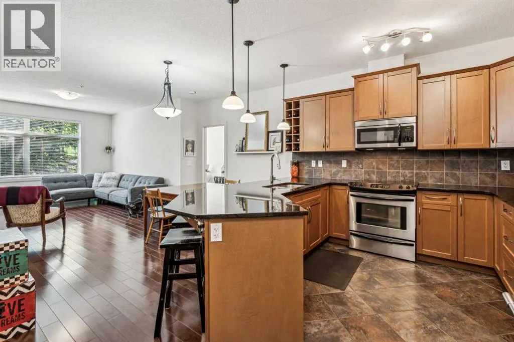 243, 35 Aspenmont Heights SW