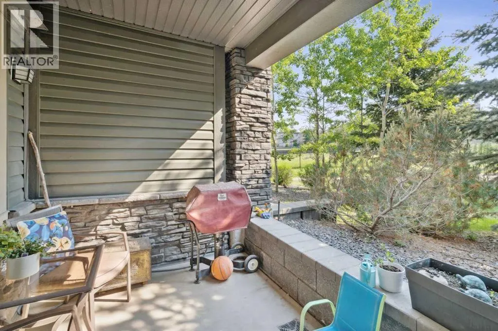 243, 35 Aspenmont Heights SW