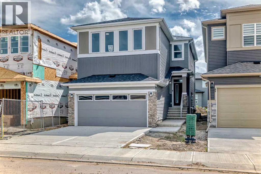 338 Corner Glen Way NE