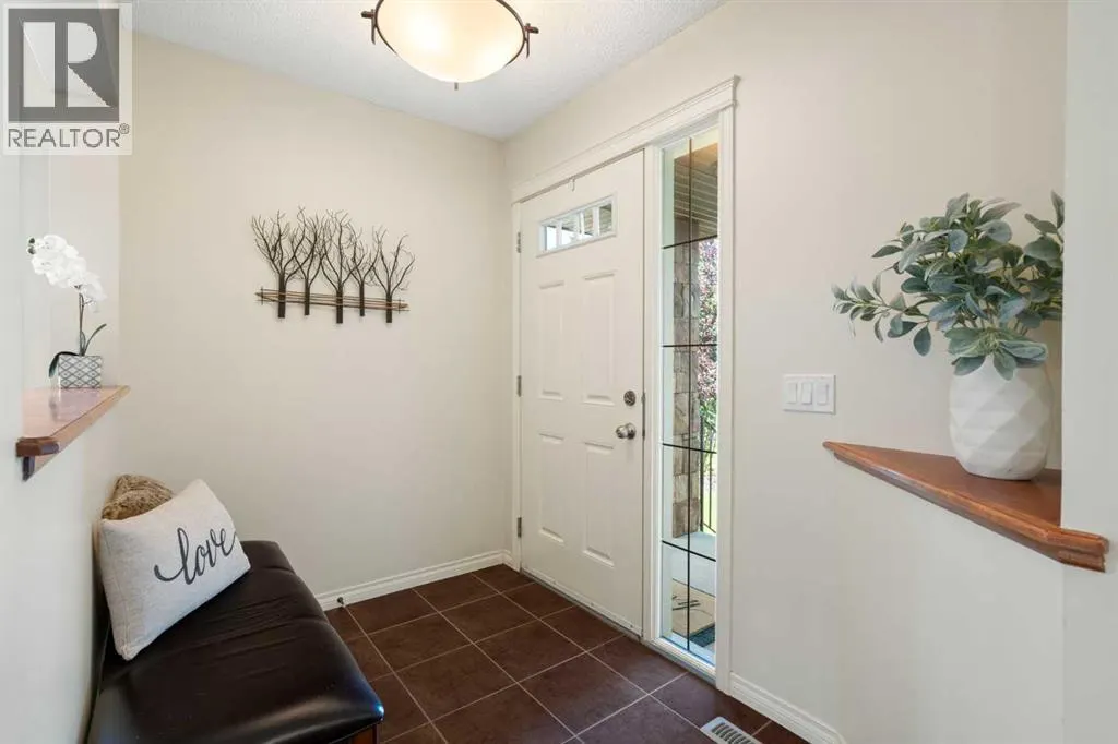 206 Silverado Range Place SW