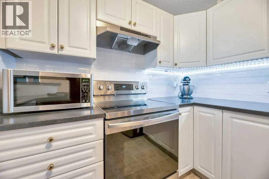 1313, 1000 Somervale Court SW
