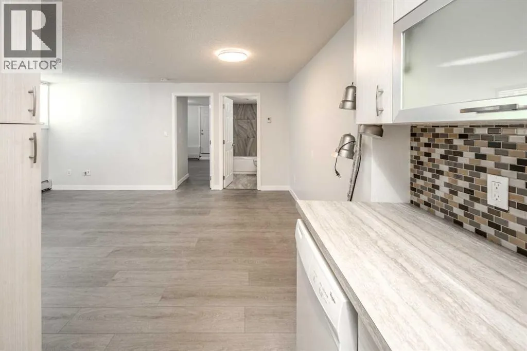 2, 713 Mcdougall Road NE