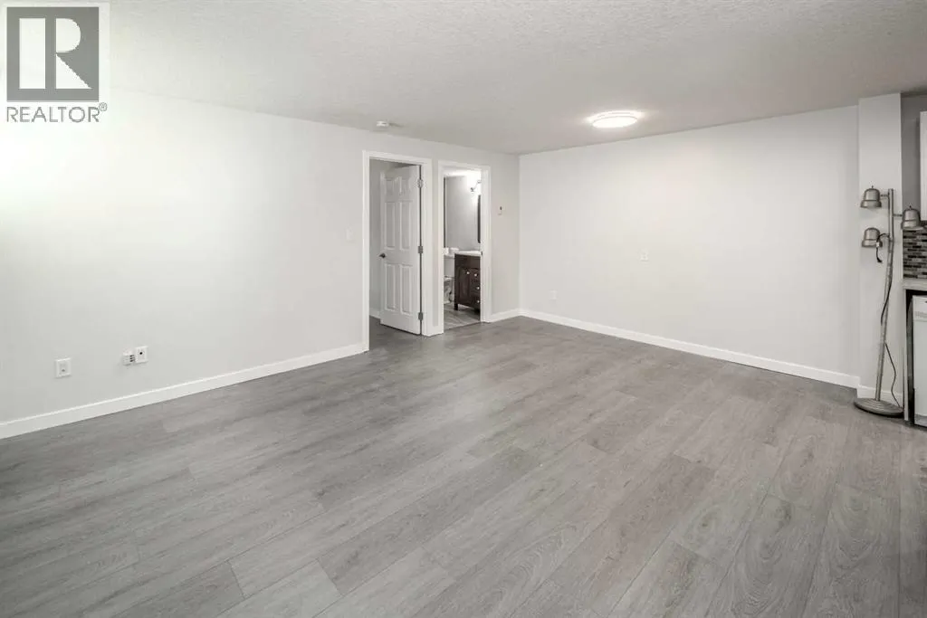 2, 713 Mcdougall Road NE
