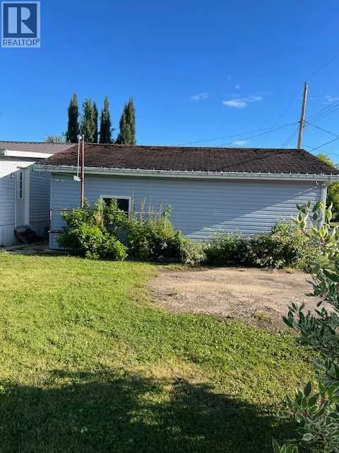 107/109 2 Street