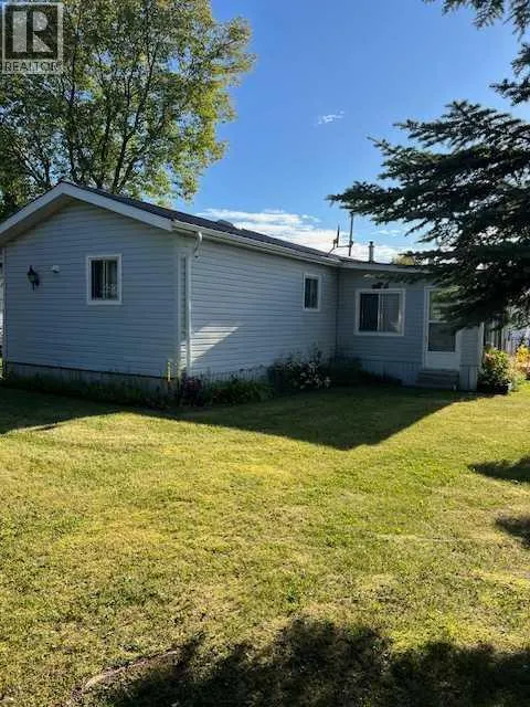 107/109 2 Street