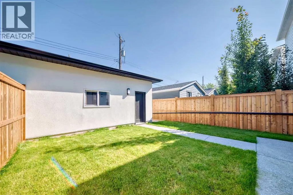 2426 53 Avenue SW
