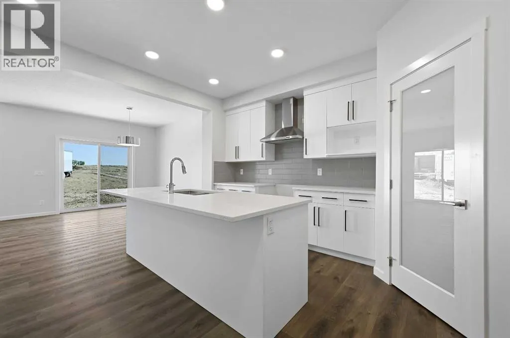 11 Heritage Link
