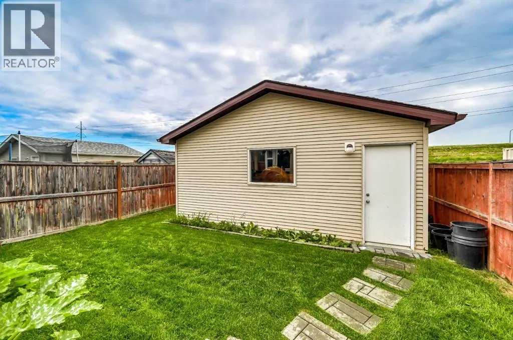 143 Cranberry Way SE
