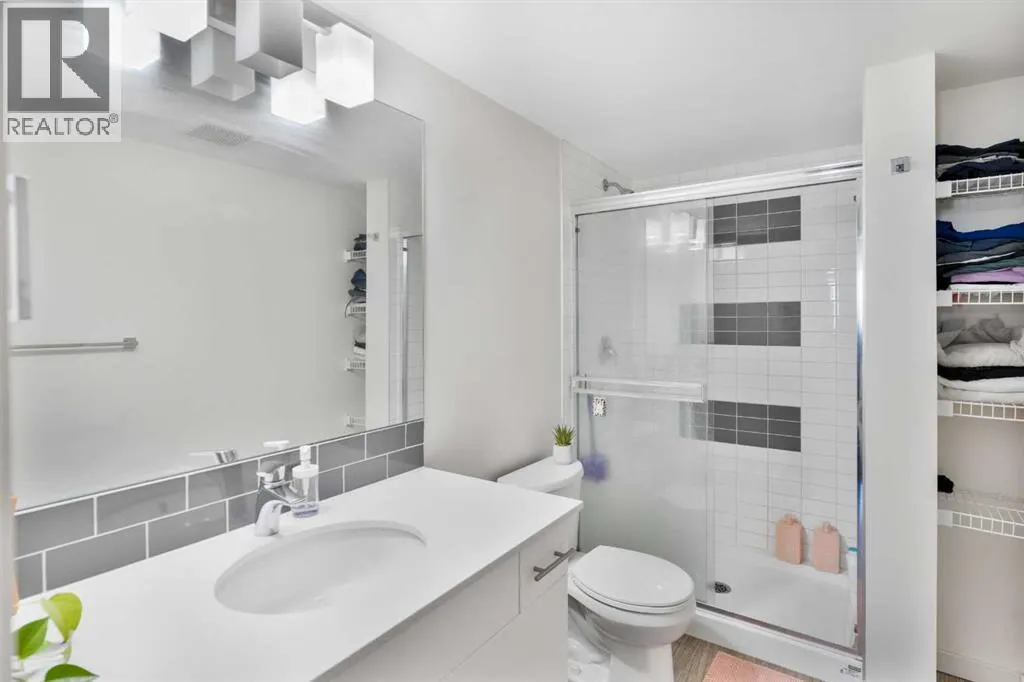 2411, 181 skyview ranch Manor