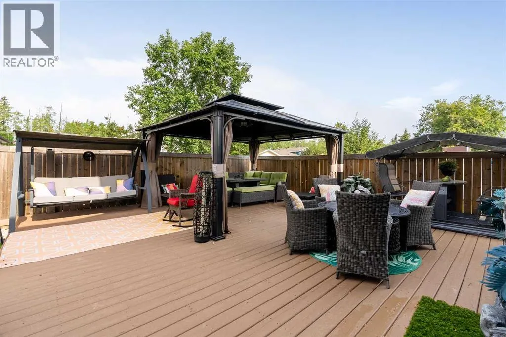 125 Whiteoak Garden