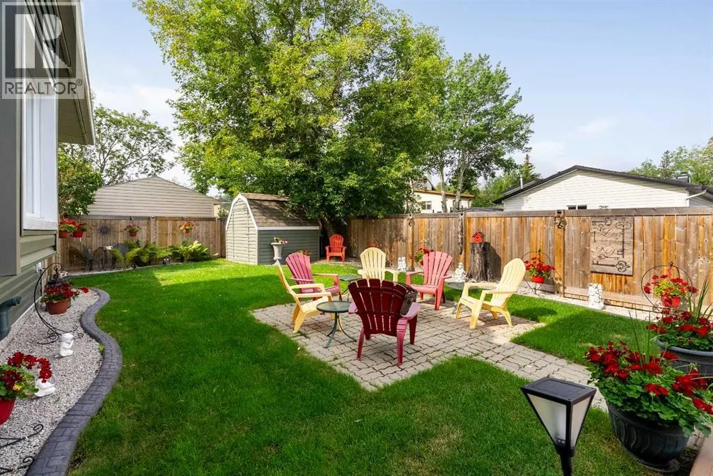 125 Whiteoak Garden