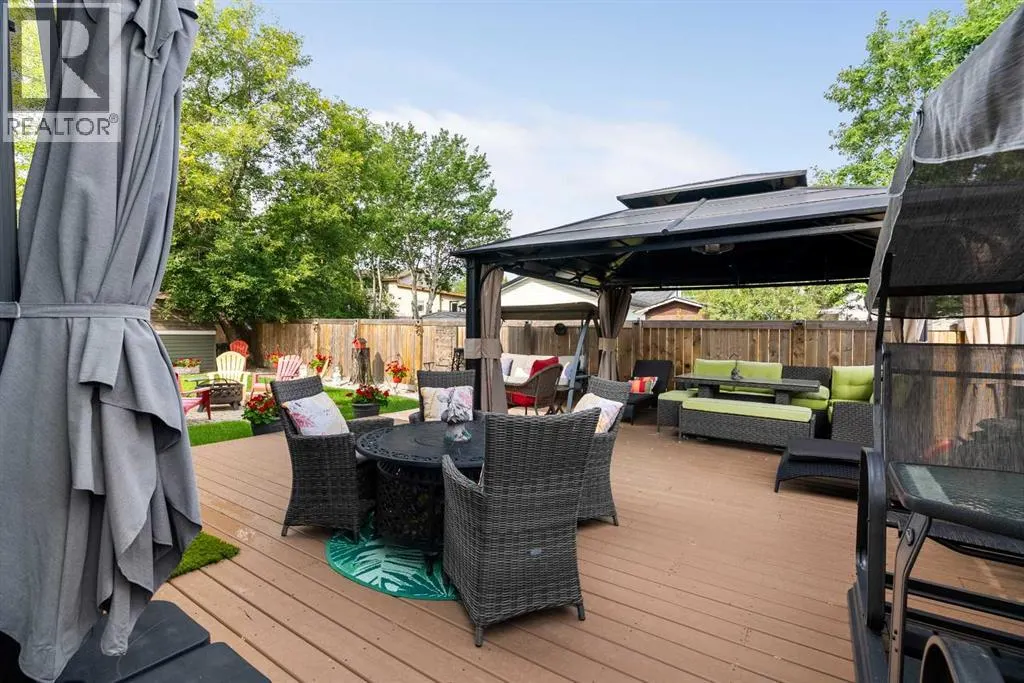 125 Whiteoak Garden