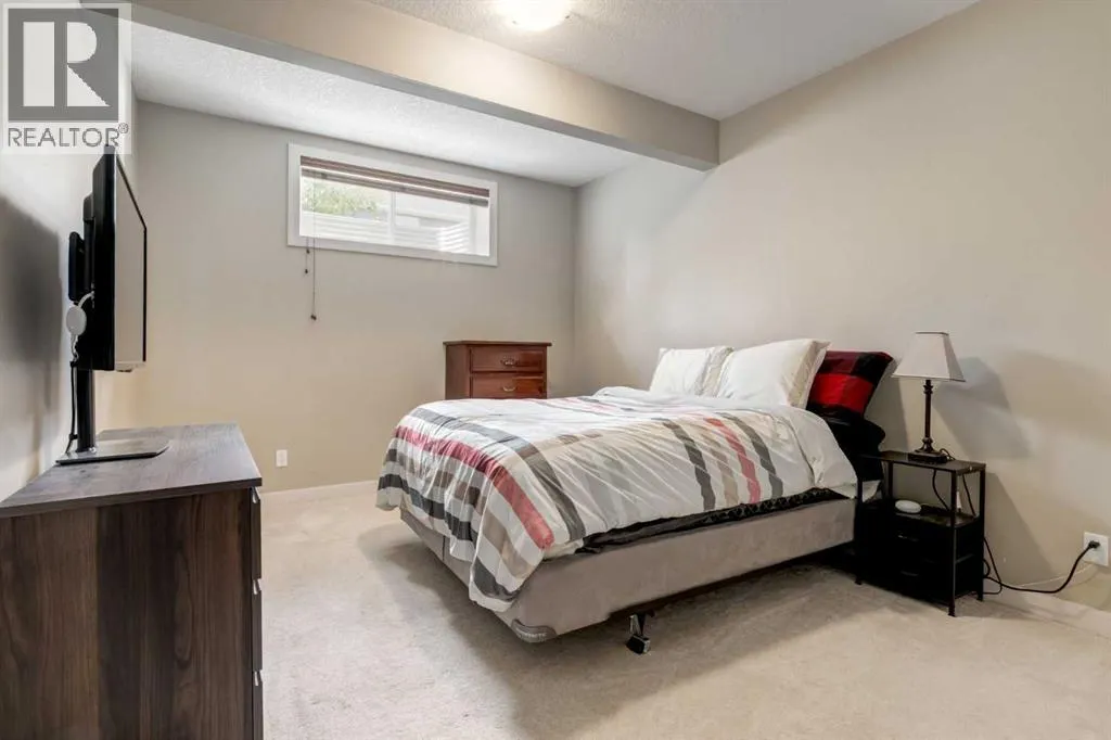 2699 Ravenslea Gardens SE