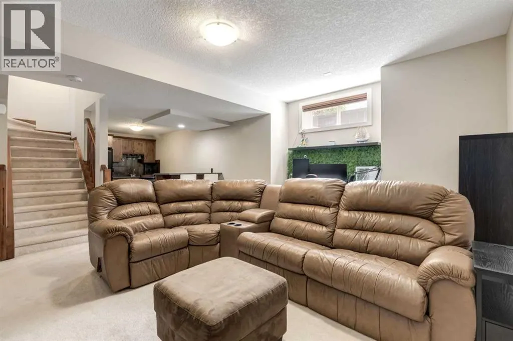 2699 Ravenslea Gardens SE